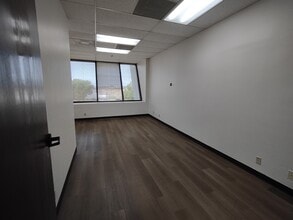 1800 Teague Dr, Sherman, TX for lease Interior Photo- Image 1 of 3