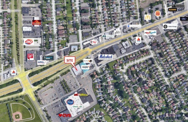 15241 Michigan Ave, Dearborn, MI à vendre - Photo du bâtiment - Image 2 de 2