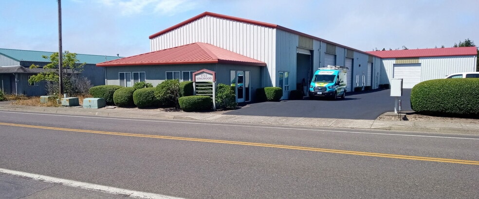1725 Kingwood St, Florence, OR for lease - Building Photo - Image 2 of 14