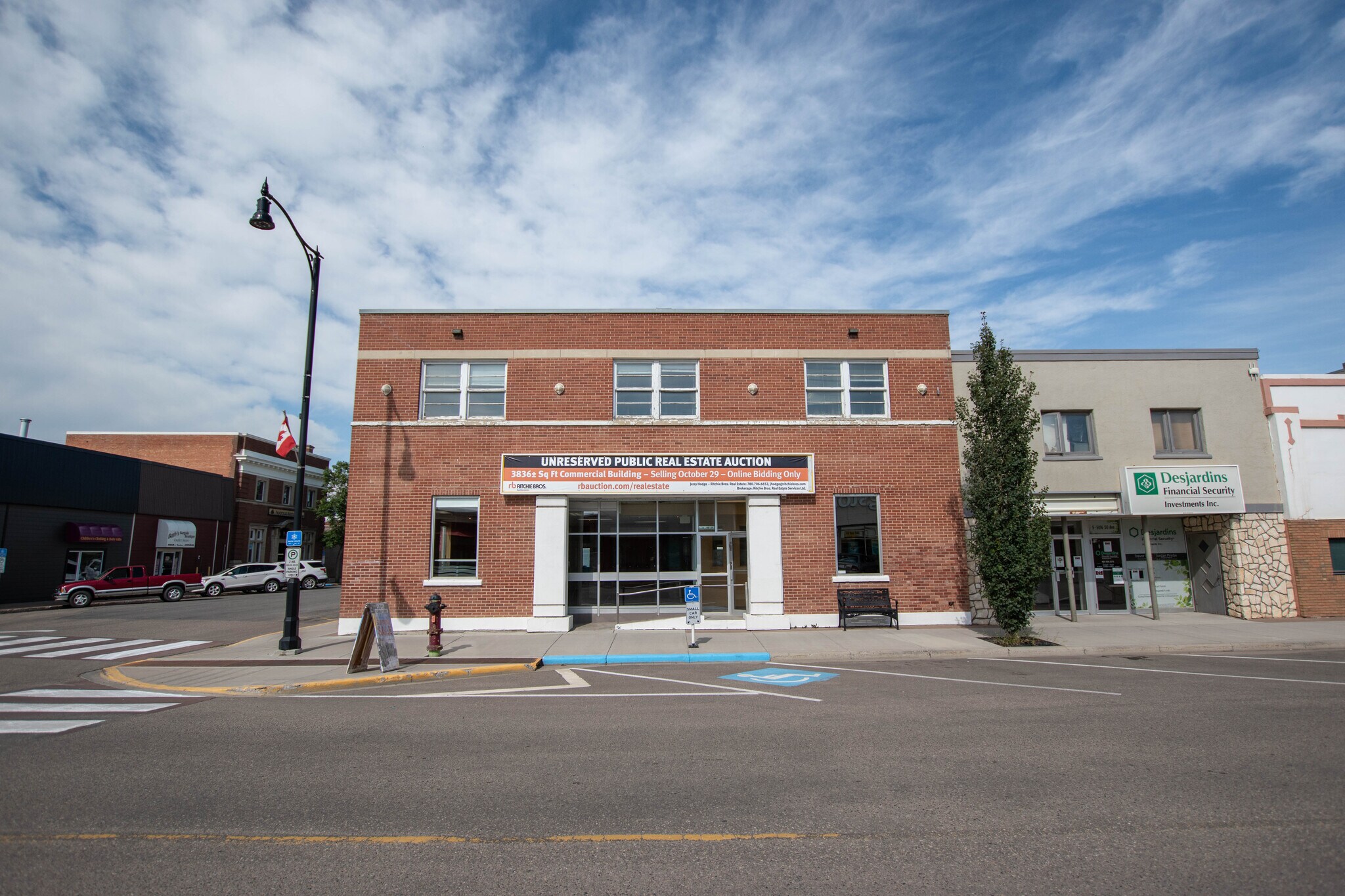 5018 50 Ave, Olds, AB à vendre Photo du bâtiment- Image 1 de 1