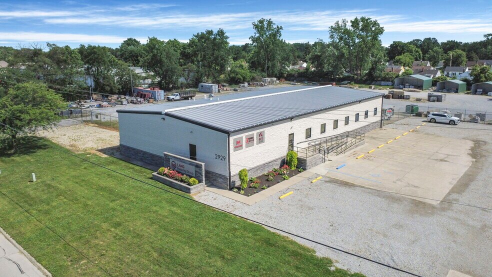 2929 E 14th Ave, Columbus, OH à vendre - Photo du bâtiment - Image 2 de 20