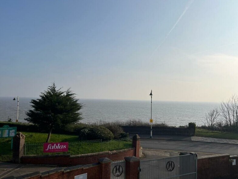 11 Marine Parade, Penarth à louer - Autre - Image 2 de 2