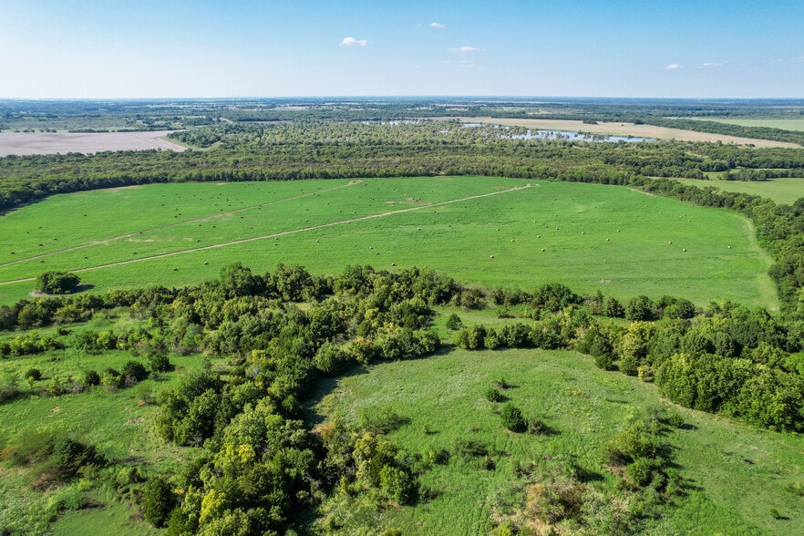 749 Stacks Rd, Ennis, TX à vendre - Aérien - Image 1 de 63