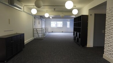 1727-1731 London Rd, Leigh On Sea for lease Interior Photo- Image 2 of 2