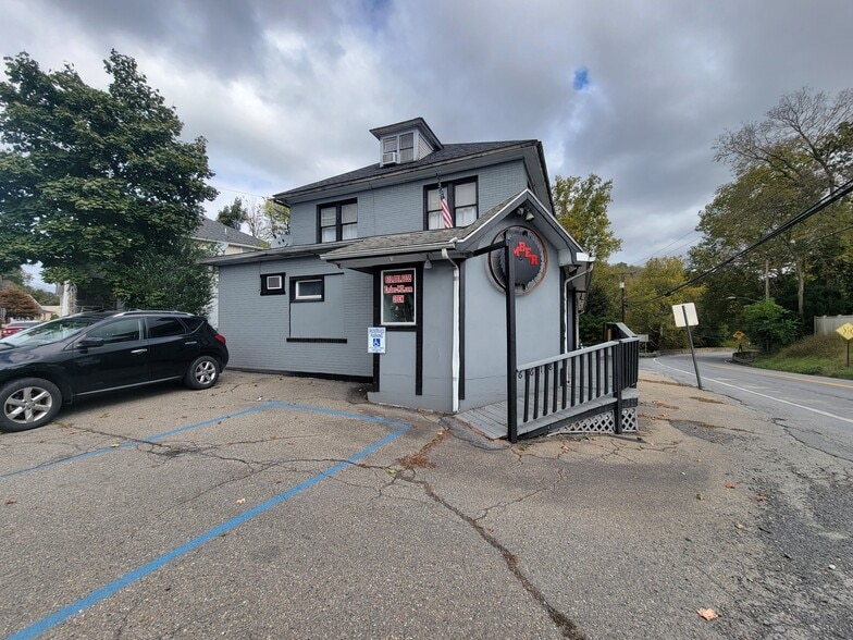 6618 S Delaware Ave, Martins Creek, PA for sale - Building Photo - Image 2 of 14