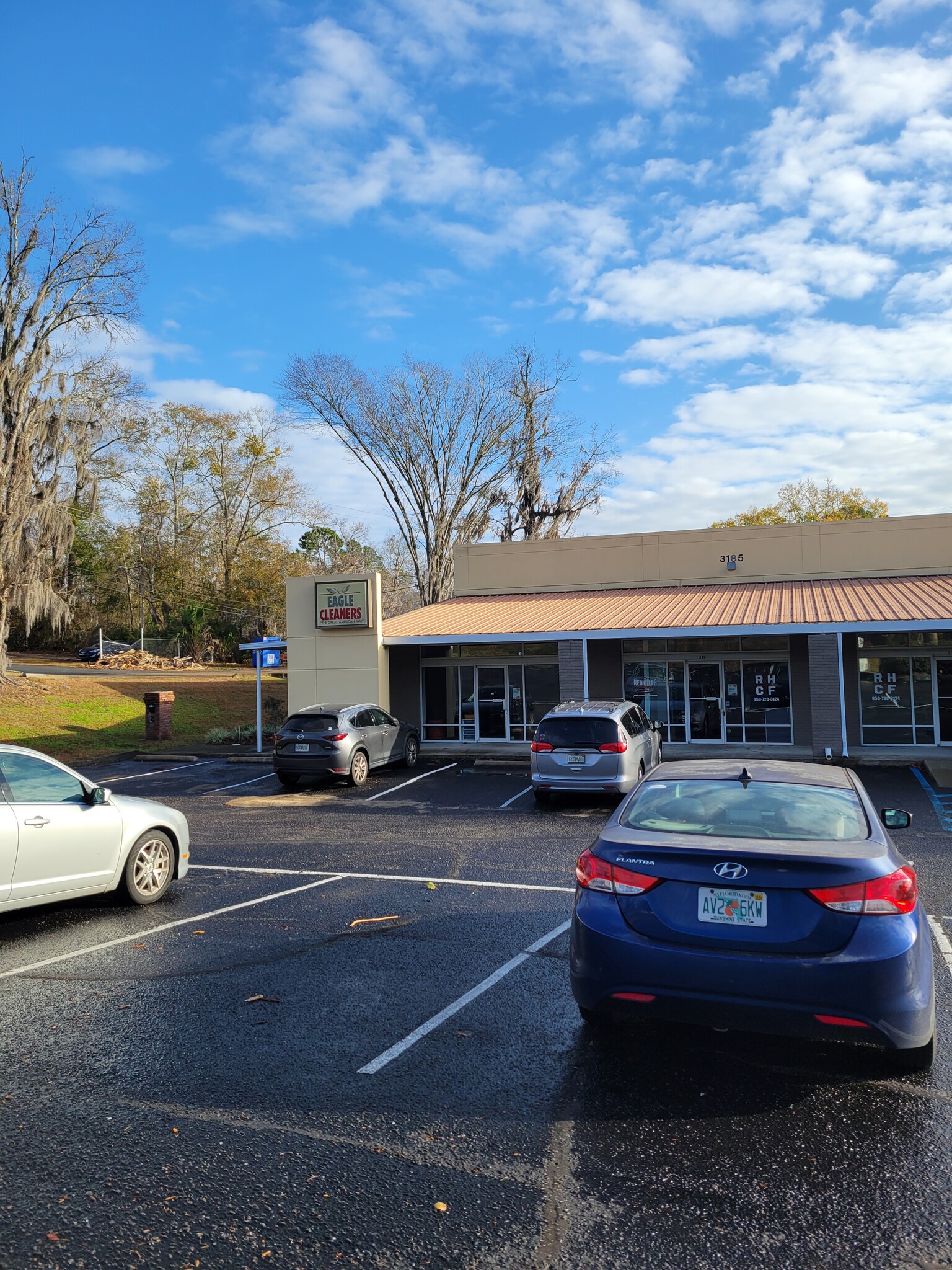 3183-3185 Capital Cir NE, Tallahassee, FL for lease Building Photo- Image 1 of 6