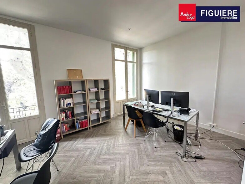 Bureau dans Aix-en-Provence à louer - Photo intérieure - Image 3 de 10