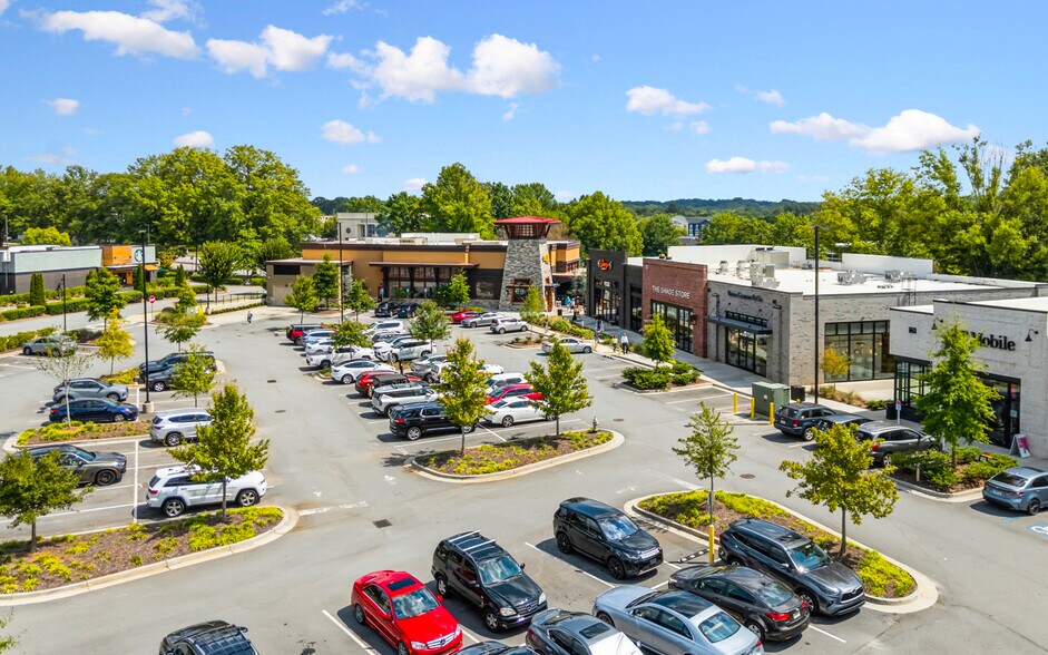 10800 Haynes Bridge Rd, Alpharetta, GA à vendre - Photo du bâtiment - Image 2 de 5