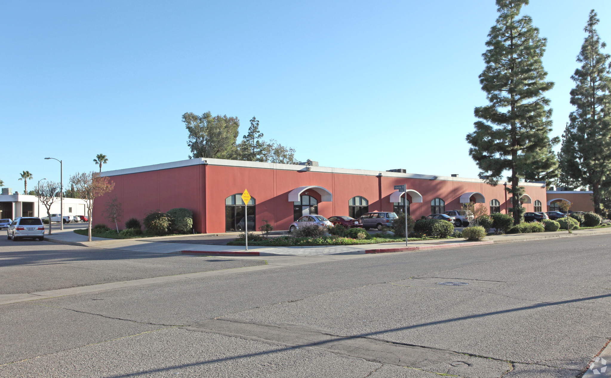 8920-8934 Eton Ave, Canoga Park, CA for sale Building Photo- Image 1 of 3