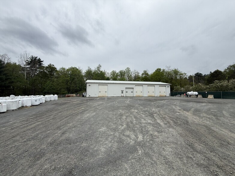 3508 US-209, Wurtsboro, NY à vendre - Photo intérieure - Image 3 de 5