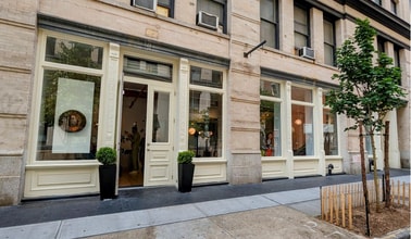 177 Hudson St, New York, NY for lease Building Photo- Image 2 of 2