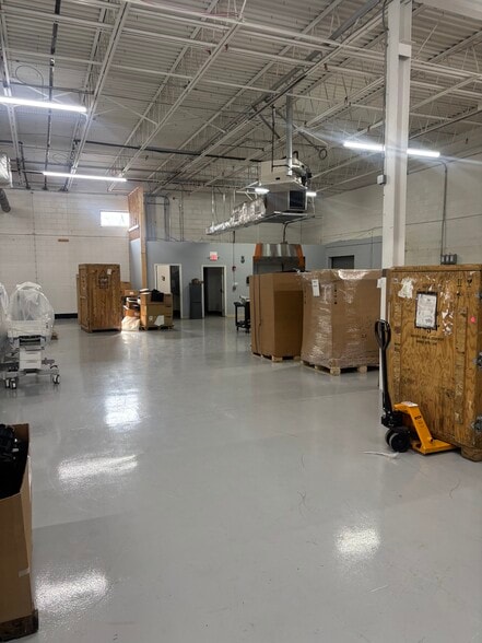 2294 N Penn Rd, Hatfield, PA for lease - Building Photo - Image 3 of 5