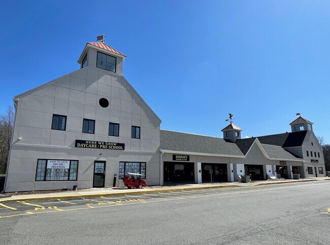 Plus de détails pour 401-403 Main St, Salem, NH - Bureau/Commerce de détail à louer