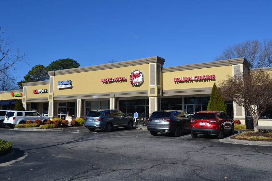 1032 Volvo Pky, Chesapeake, VA for lease - Building Photo - Image 1 of 2