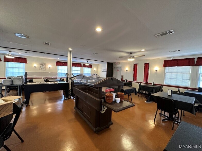 2203 Highway 134, Kinston, AL à vendre - Photo intérieure - Image 3 de 31