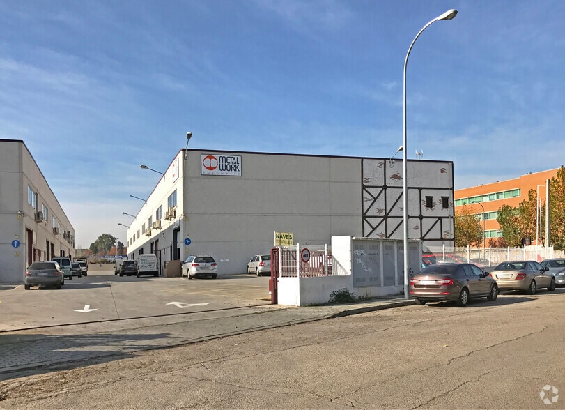 Industrial in Coslada, Madrid for lease - Building Photo - Image 3 of 3