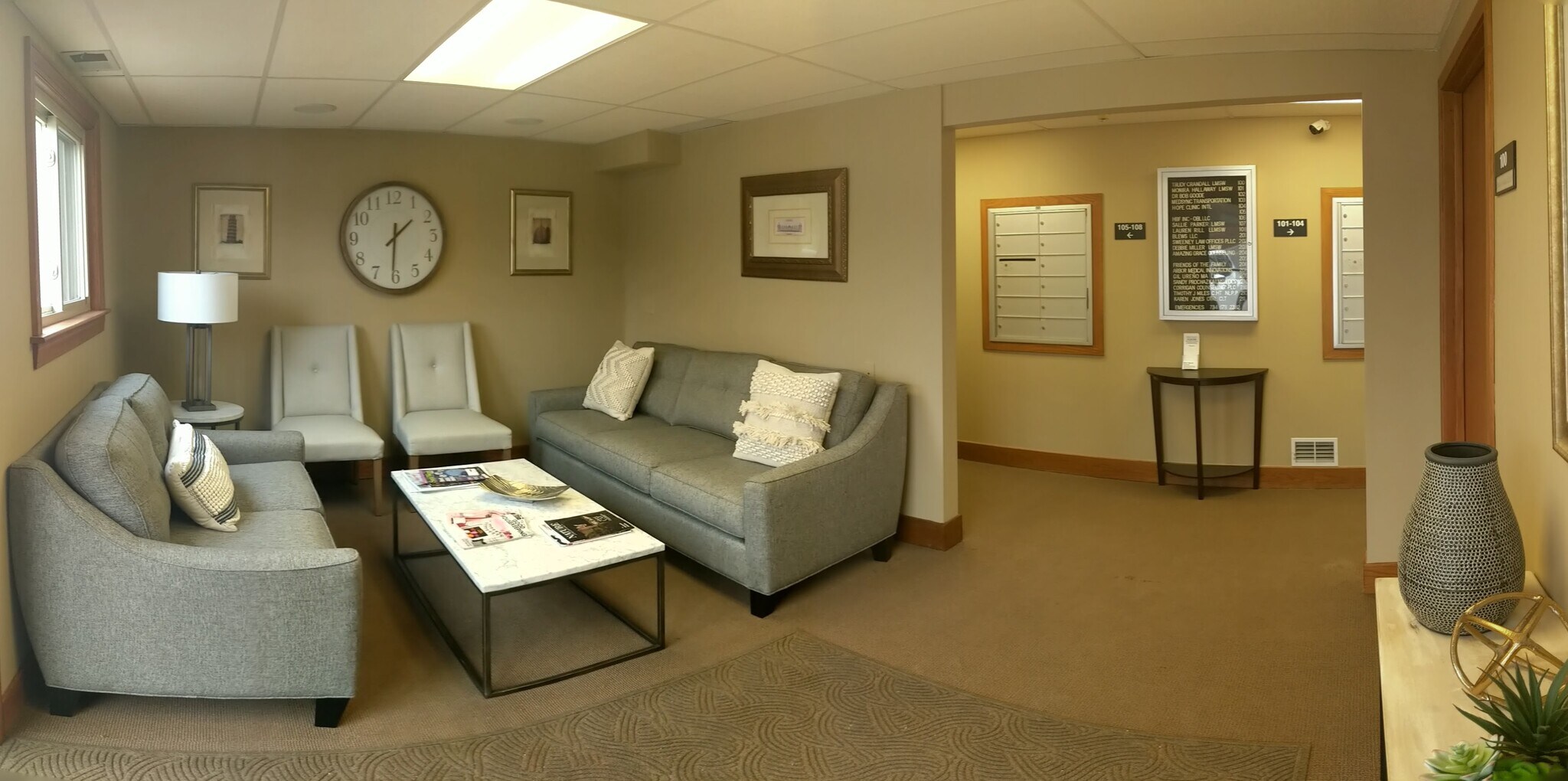 2035 Hogback Rd, Ann Arbor, MI à louer Photo du bâtiment- Image 1 de 7