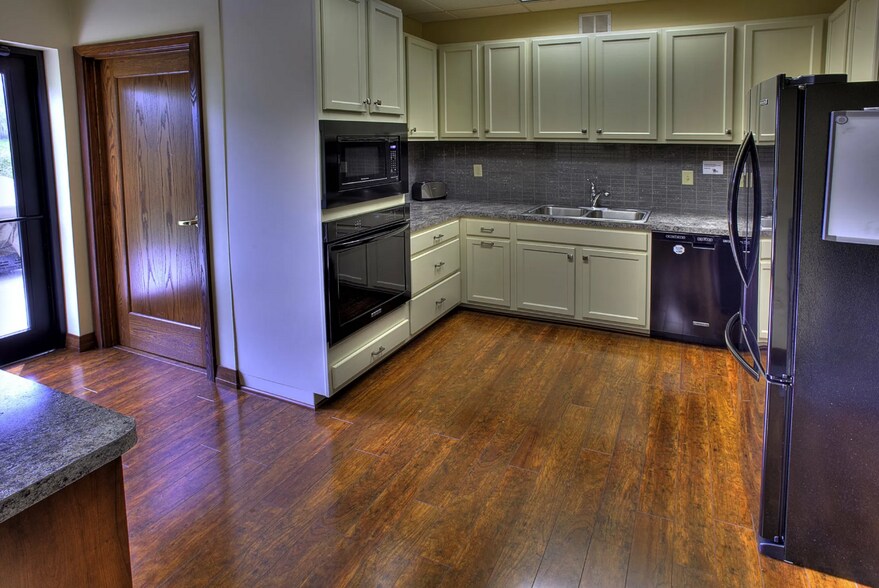 6325 Main St, Buffalo, NY à louer - Photo intérieure - Image 2 de 5