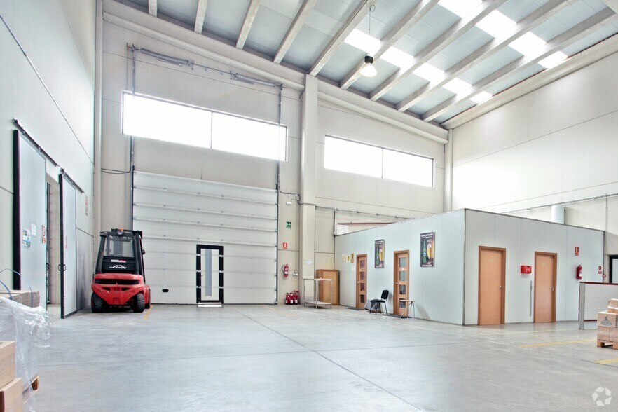 Camino Fábrica, s/n, Hoyocasero, Ávila à vendre - Photo du bâtiment - Image 2 de 11