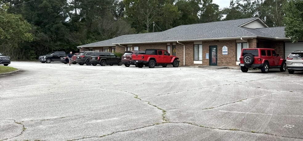 4592-4594 Jefferson Davis Hwy, North Augusta, SC for sale - Building Photo - Image 2 of 14