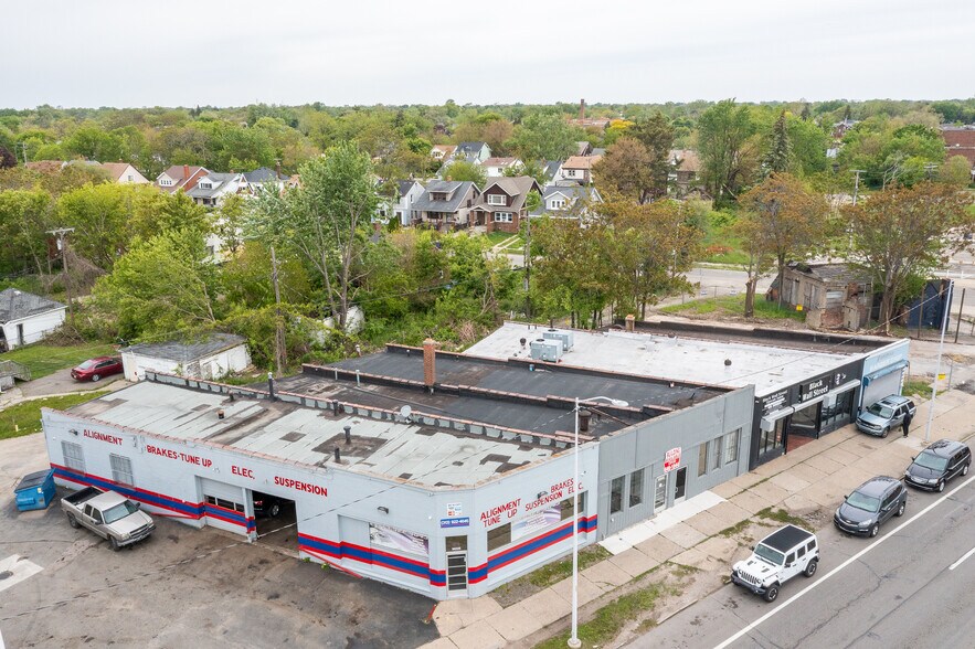 14049-14051 Gratiot Ave, Detroit, MI à vendre - Photo du bâtiment - Image 2 de 40