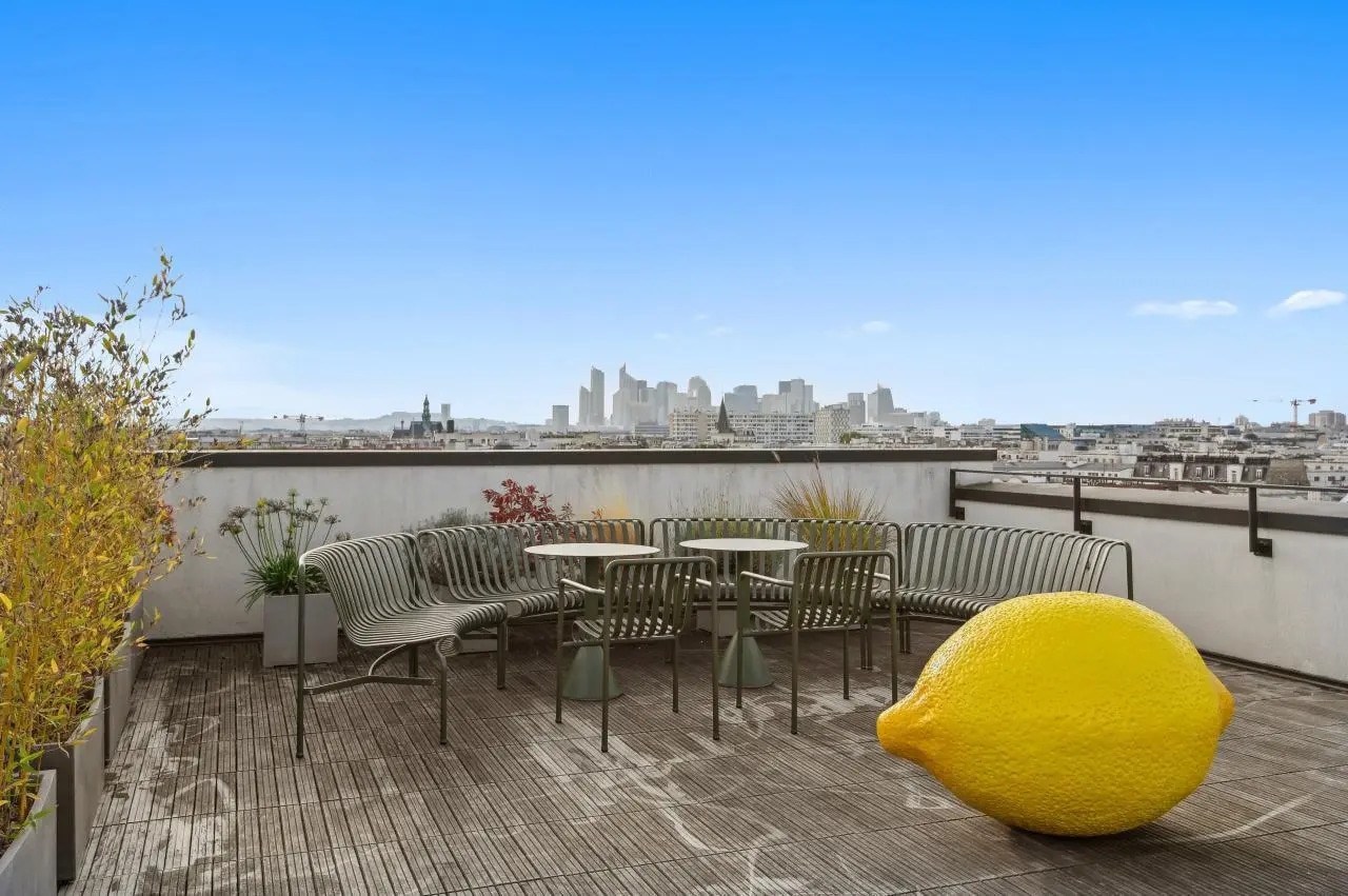 Office in Levallois-Perret for lease Building Photo- Image 1 of 15