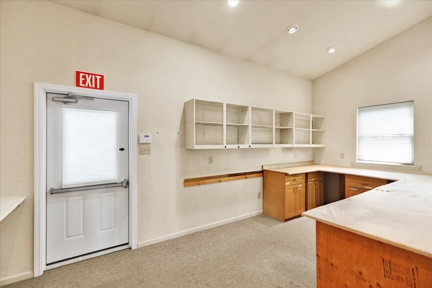 5 Old Wernersville Rd, Sinking Spring, PA à louer - Photo du bâtiment - Image 3 de 17