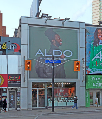 More details for 332 Yonge Street Toronto, Toronto, ON - Retail for Sale