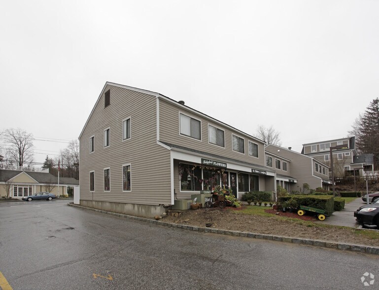 15-19 Danbury Rd, Ridgefield, CT à louer - Photo du bâtiment - Image 2 de 13