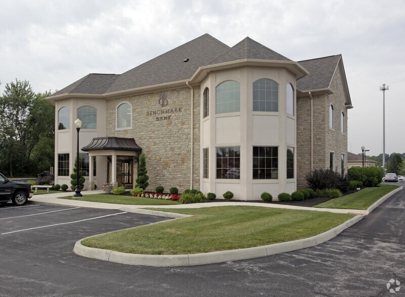 461 Beecher Rd, Columbus, OH à louer - Photo du bâtiment - Image 3 de 11