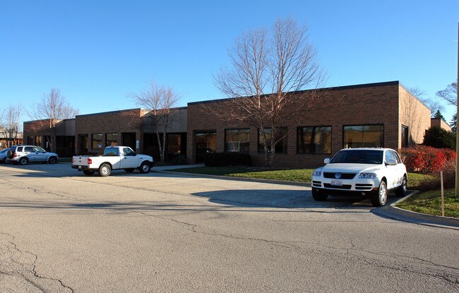 More details for 245 W Roosevelt Rd, West Chicago, IL - Flex for Lease