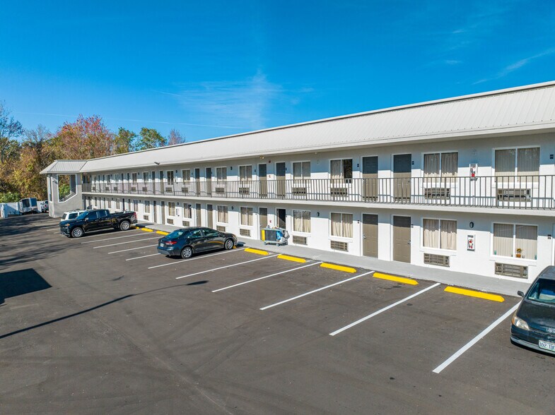 4624 W Irlo Bronson Memorial Hwy, Kissimmee, FL à vendre - Photo du bâtiment - Image 3 de 19