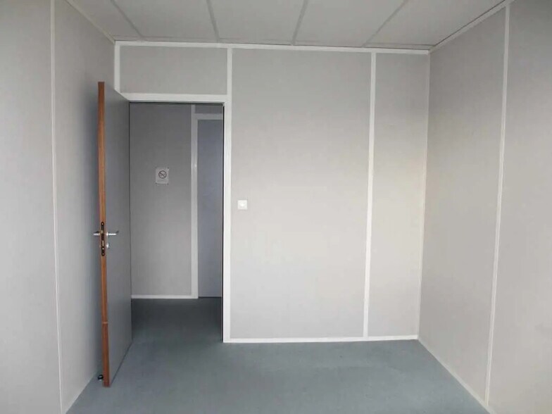 Bureau dans Vitry-sur-Seine à louer - Photo intérieure - Image 2 de 7