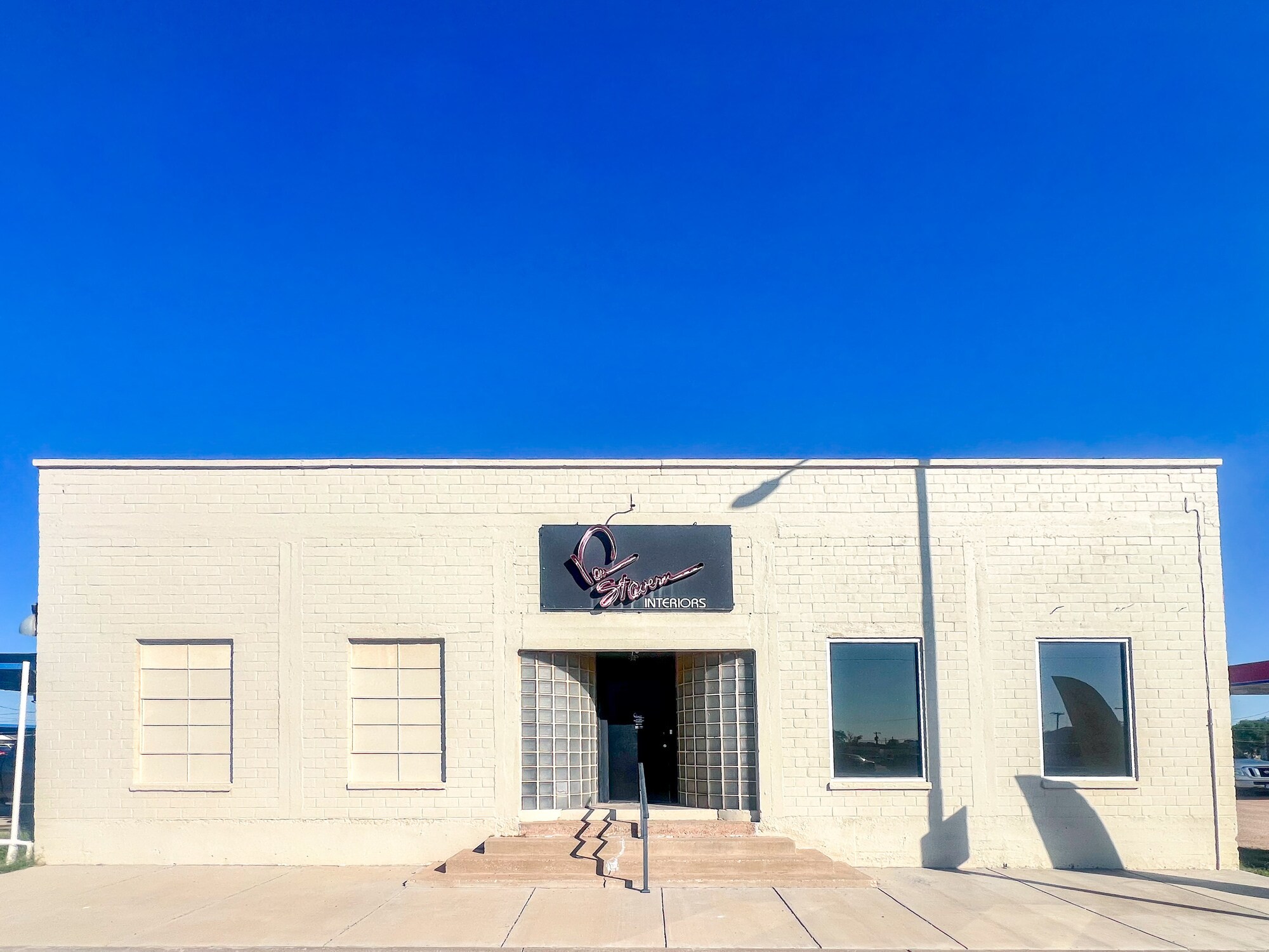 2412 W Wall St, Midland, TX à louer Photo du bâtiment- Image 1 de 22