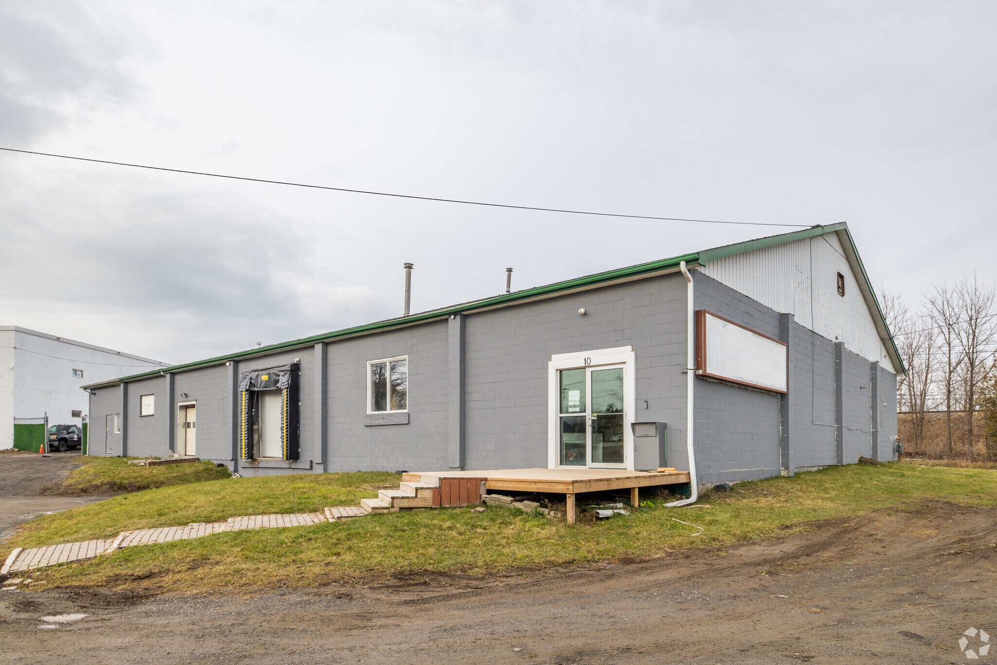 10 Rideau Heights Dr, Ottawa, ON à vendre Photo principale- Image 1 de 1