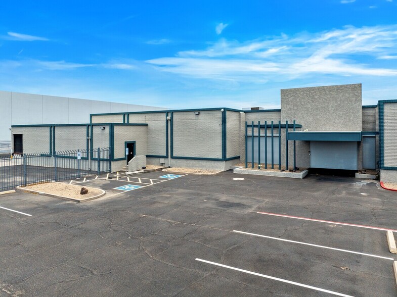 4932 W Pasadena Ave, Glendale, AZ for lease - Building Photo - Image 3 of 13