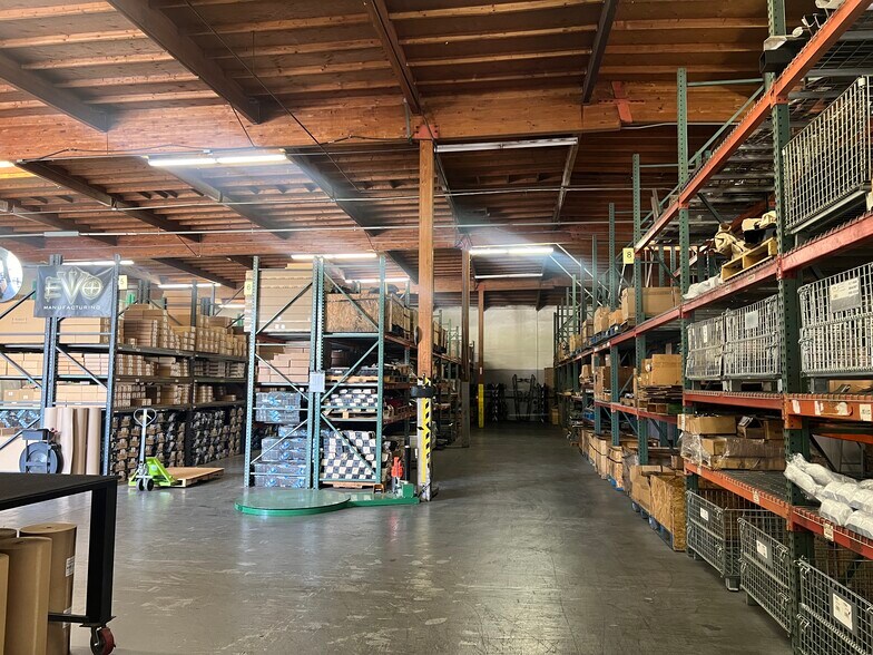 20420 S Susana Rd, Carson, CA à louer - Photo du bâtiment - Image 3 de 9