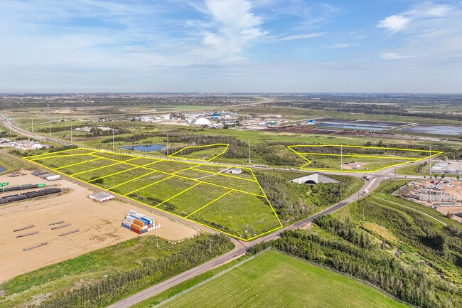 Plus de détails pour 12704 NE 17 St NE, Edmonton, AB - Terrain à vendre