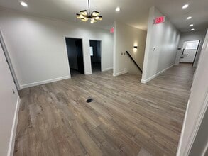 15128 Traditions Blvd, Edmond, OK for lease Interior Photo- Image 1 of 5