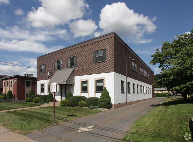 155 Main St, Manchester, CT for lease - Building Photo - Image 1 of 10