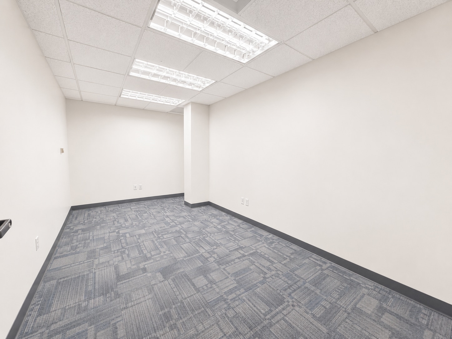 5757 W Century Blvd, Los Angeles, CA for lease Interior Photo- Image 1 of 3