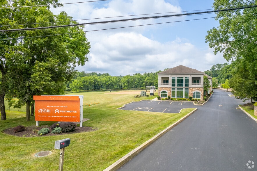400 Lapp Rd, Malvern, PA à louer - Photo du bâtiment - Image 3 de 19