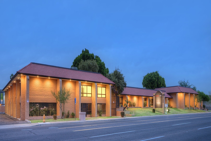 3150 N 24th St, Phoenix, AZ for lease - Building Photo - Image 2 of 4