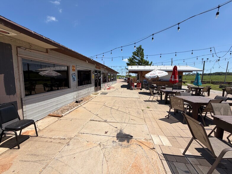 4700 41st St, Sioux City, IA for sale - Building Photo - Image 1 of 40