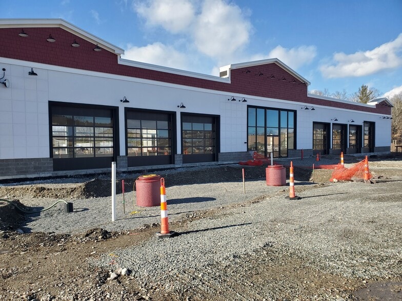 925 Turnpike St, Canton, MA for lease - Building Photo - Image 2 of 2