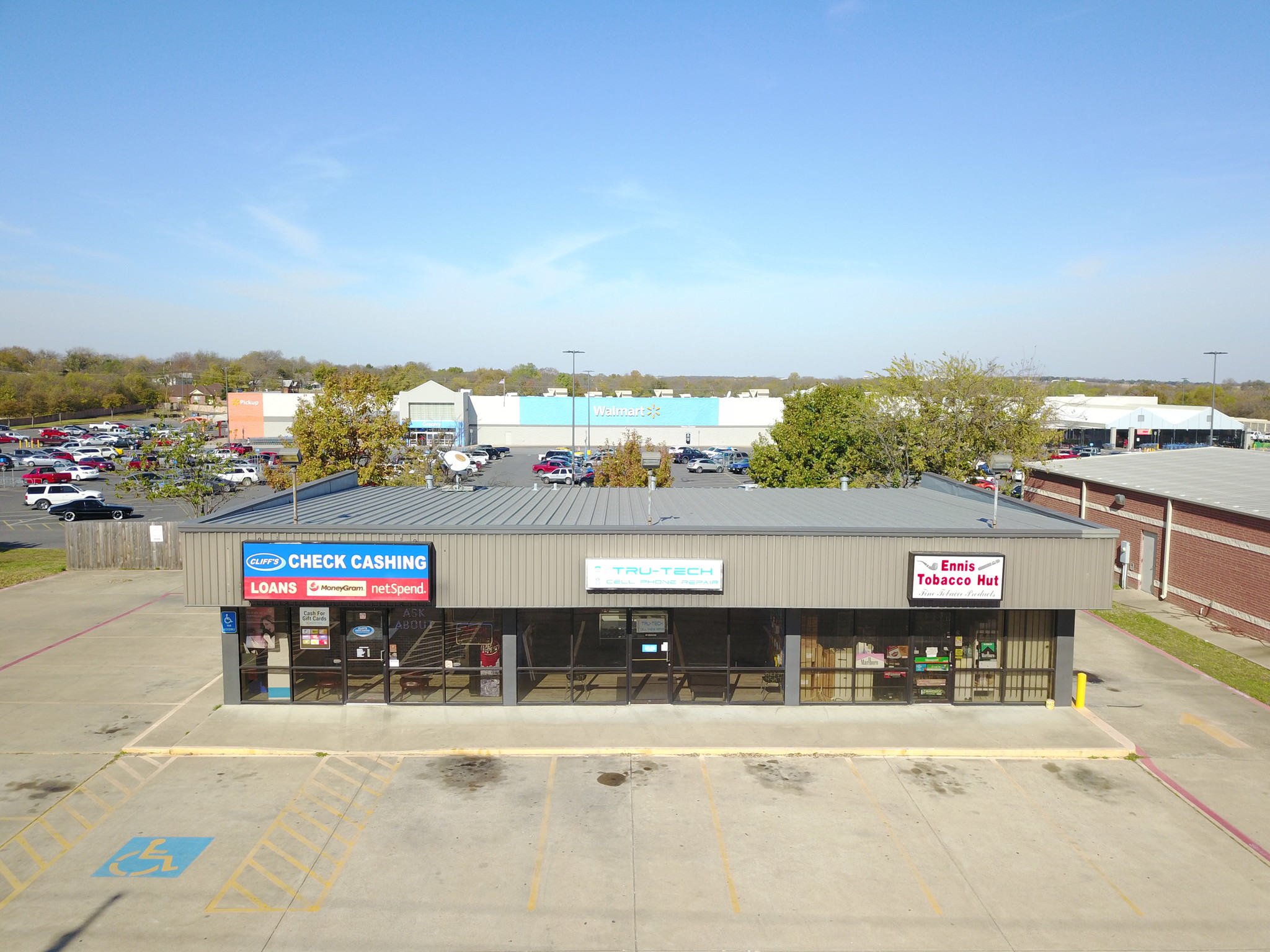 800 E Ennis Ave, Ennis, TX for sale Building Photo- Image 1 of 1