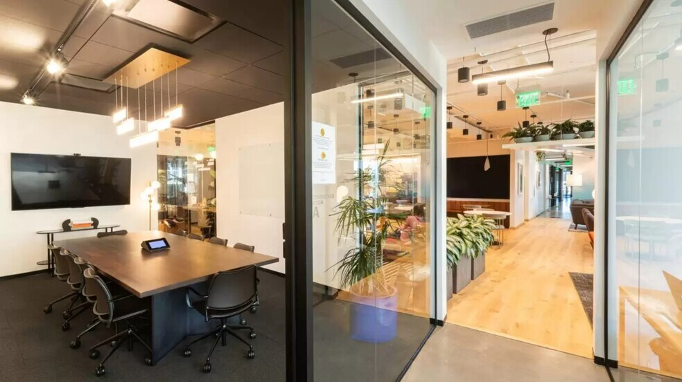 2311 Wilson Blvd, Arlington, VA à louer - Photo intérieure - Image 3 de 10