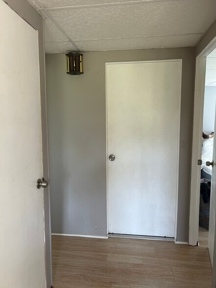 5355 Pickettville Rd, Jacksonville, FL for lease - Building Photo - Image 3 of 8