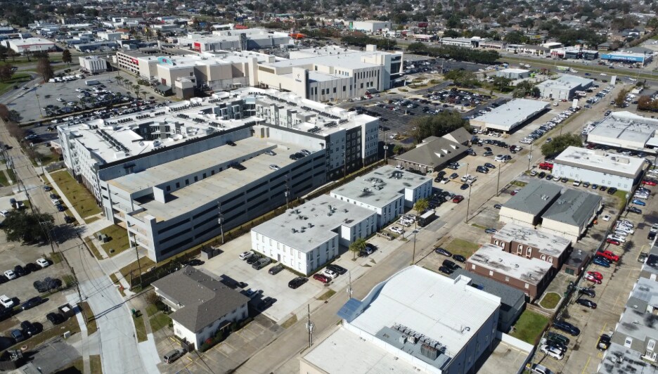 2920 Kingman St, Metairie, LA à louer - Photo du bâtiment - Image 1 de 4