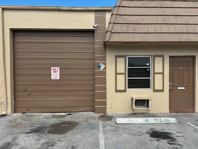 1431 SW 12th Ave, Pompano Beach, FL for lease Building Photo- Image 1 of 2